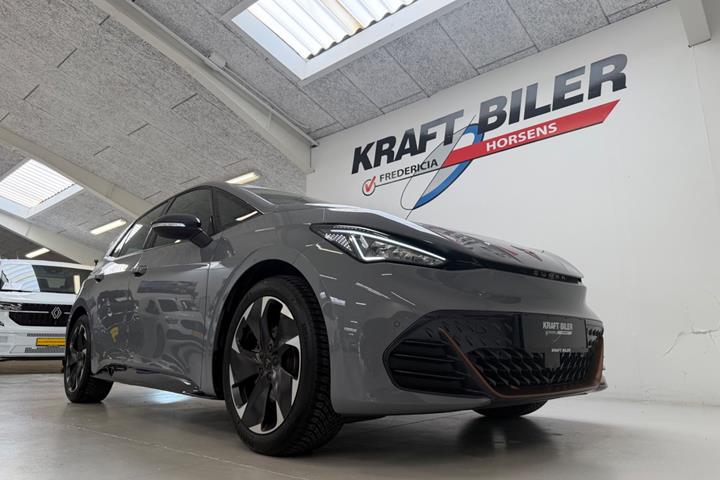 Grå Cupra Born fra 2024