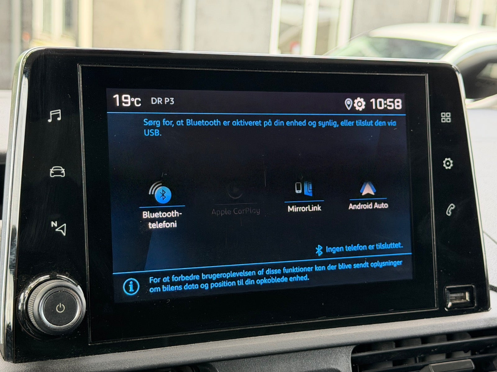 Hvid Peugeot Partner fra 2019