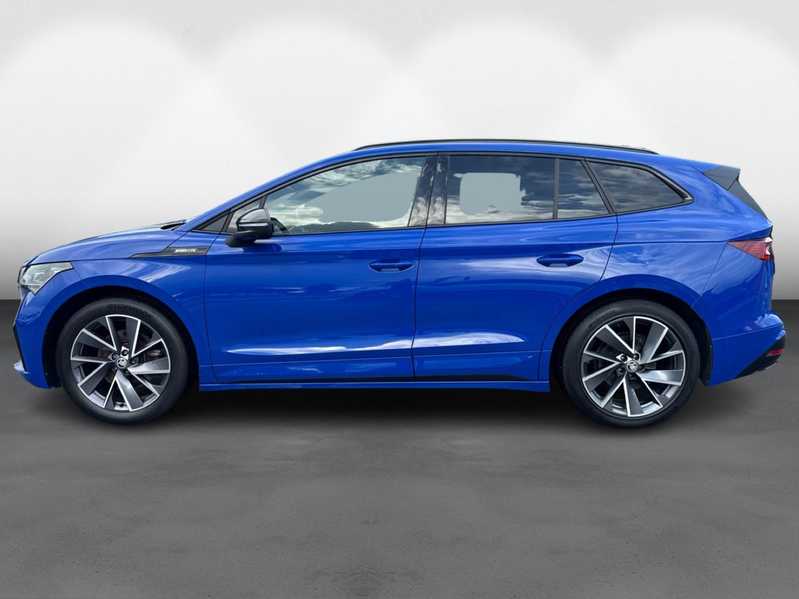 Blå Skoda Enyaq fra 2023