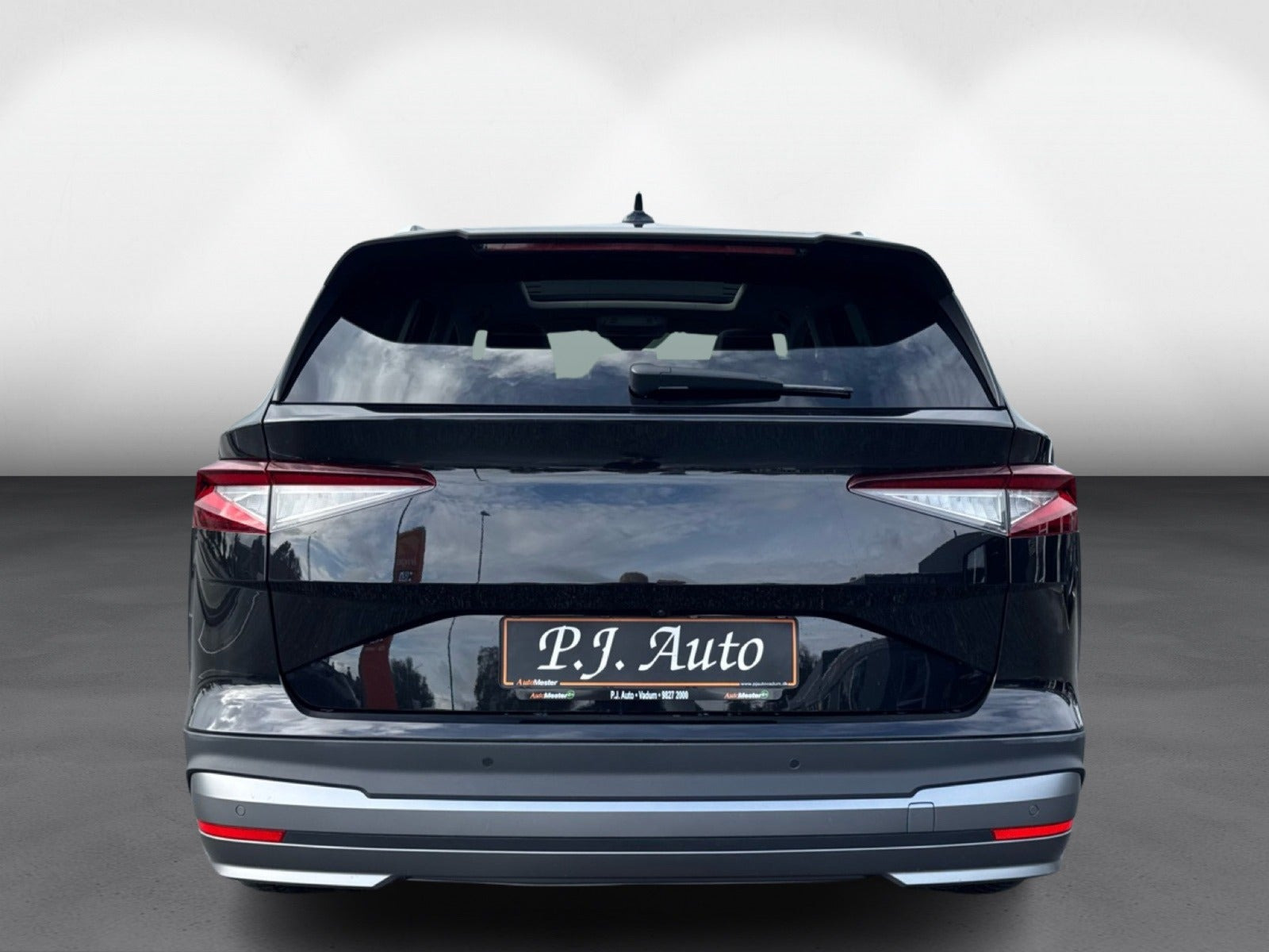 Sort Skoda Enyaq fra 2022