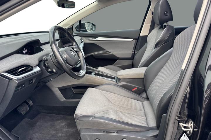 Sort Skoda Enyaq fra 2022