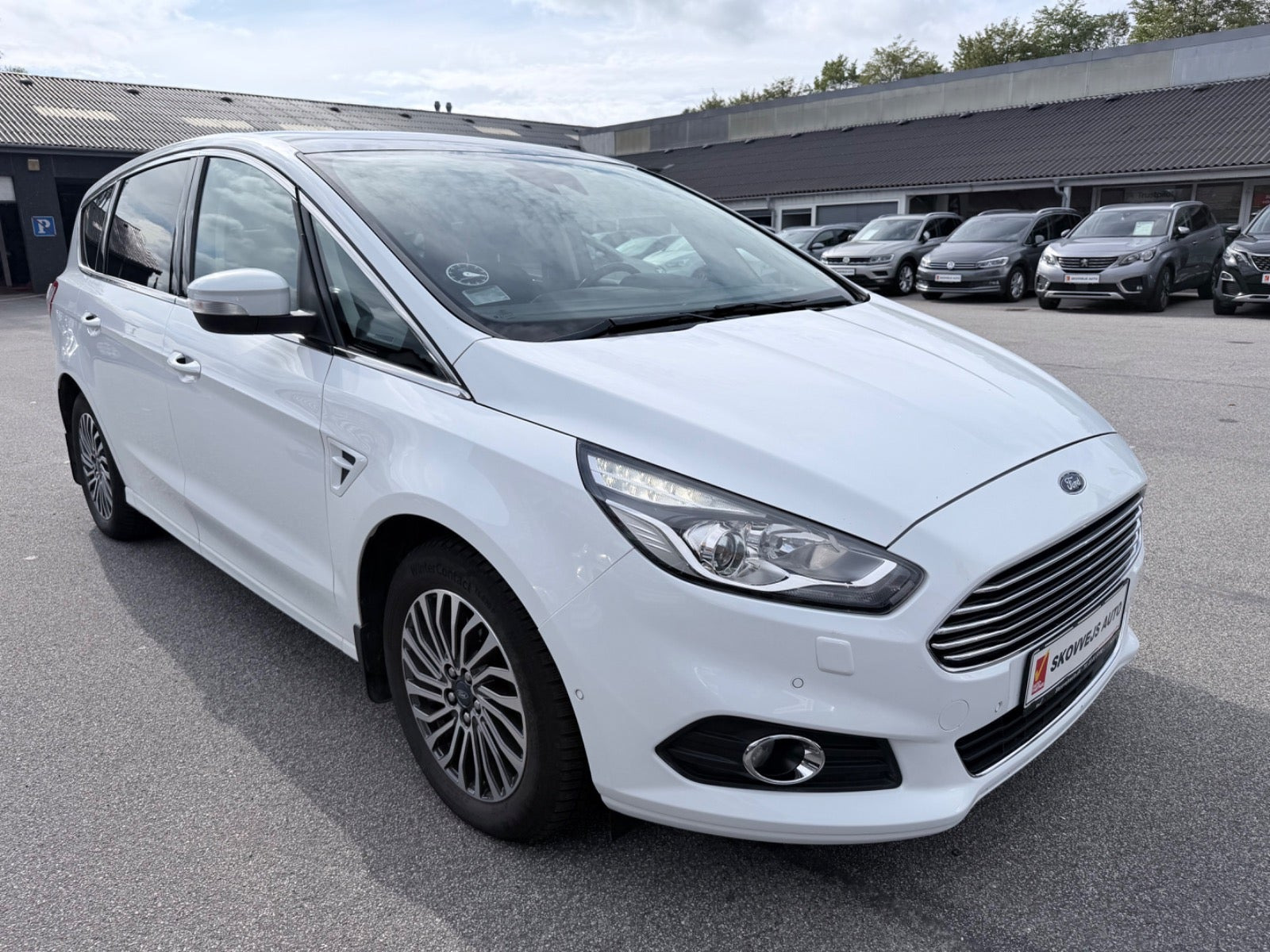Hvid Ford S-MAX fra 2018