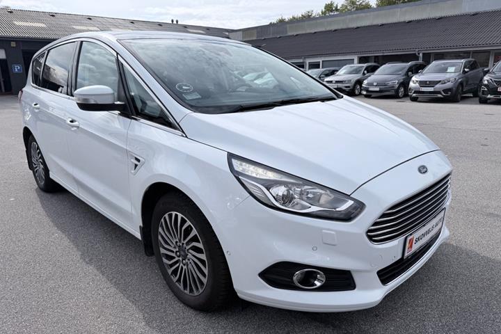 Hvid Ford S-MAX fra 2018