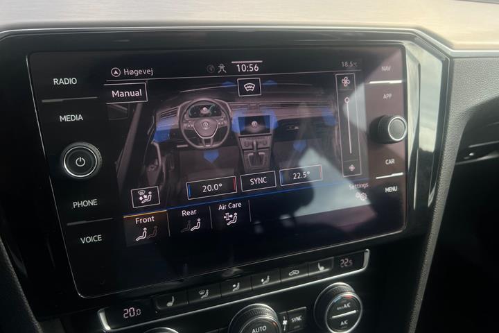 Sort VW Passat fra 2020