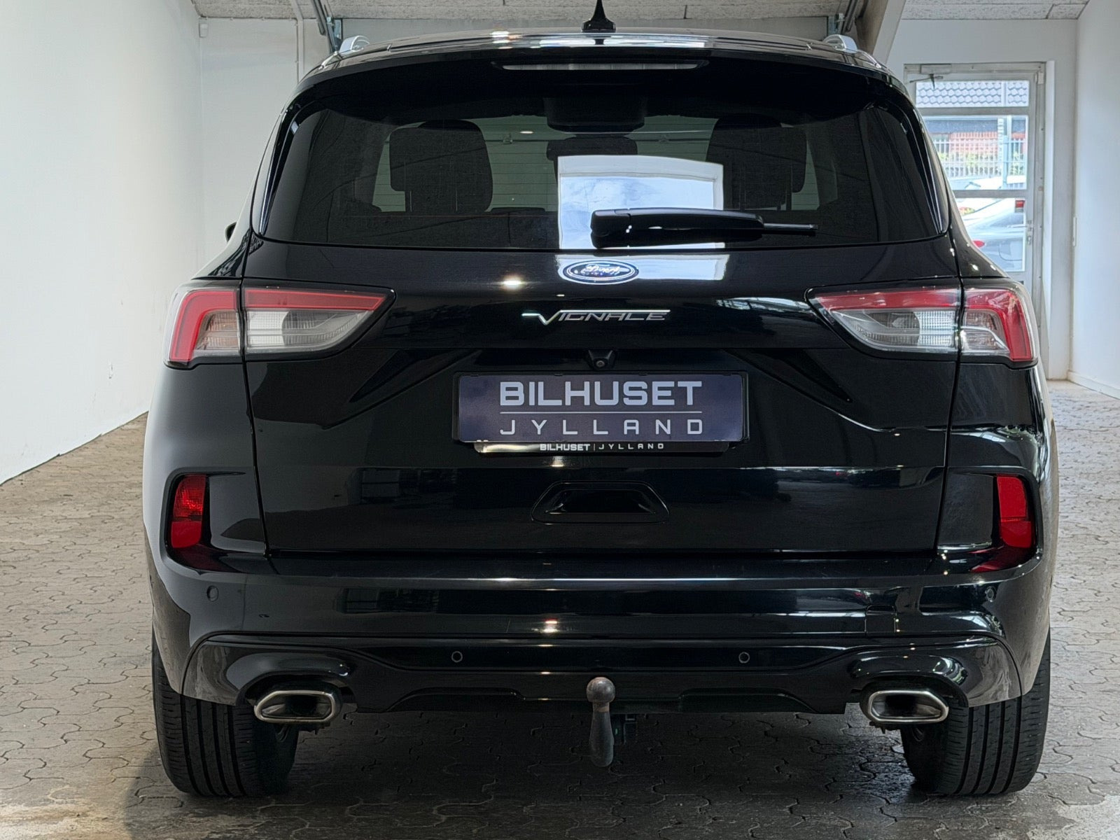Sort Ford Kuga fra 2022