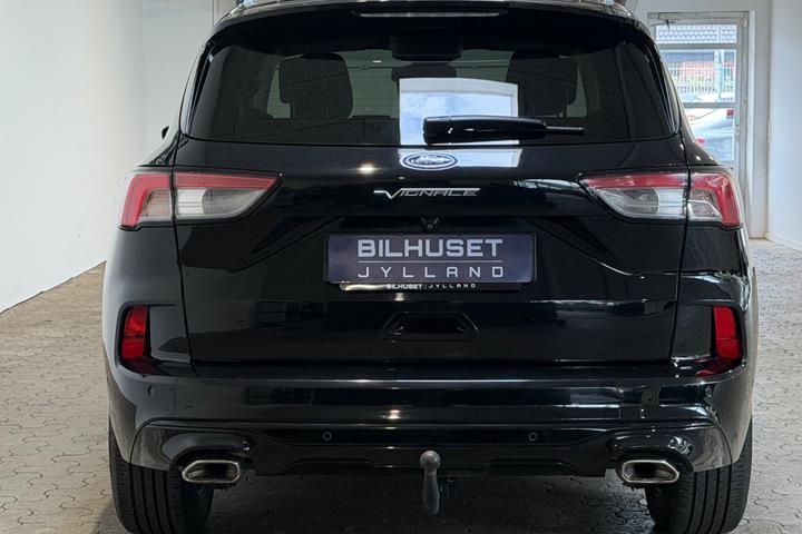 Sort Ford Kuga fra 2022