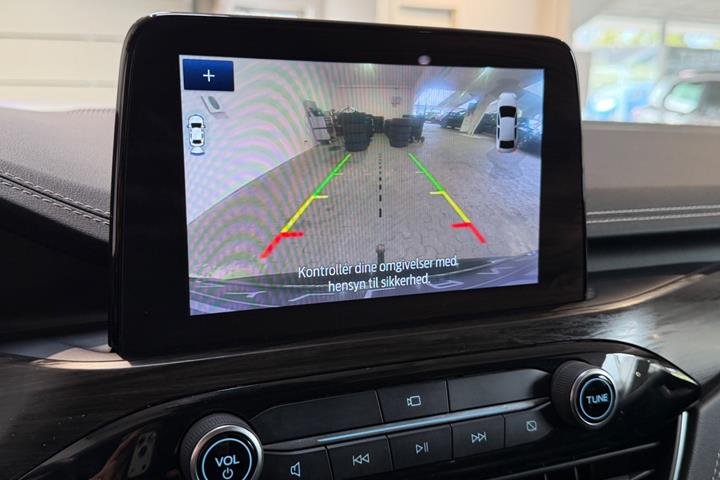 Sort Ford Kuga fra 2022