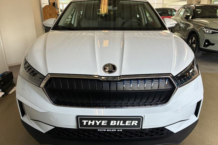 Hvid Skoda Enyaq fra 2023