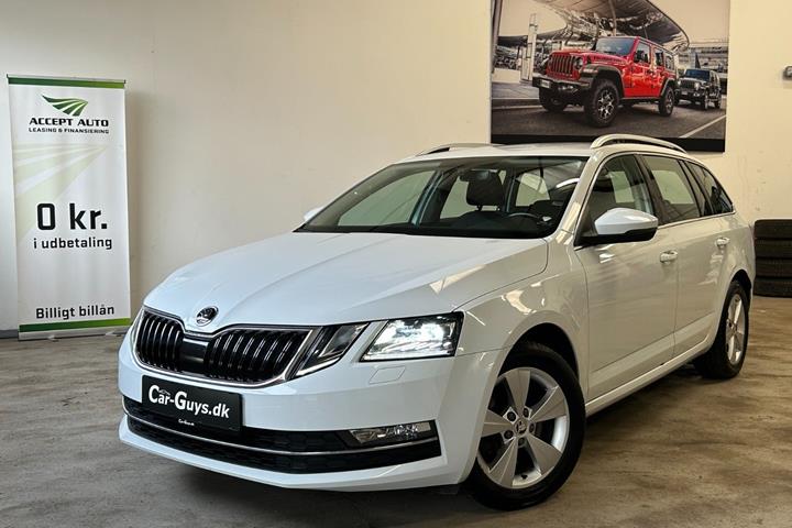 Gul Skoda Octavia fra 2018 set udefra