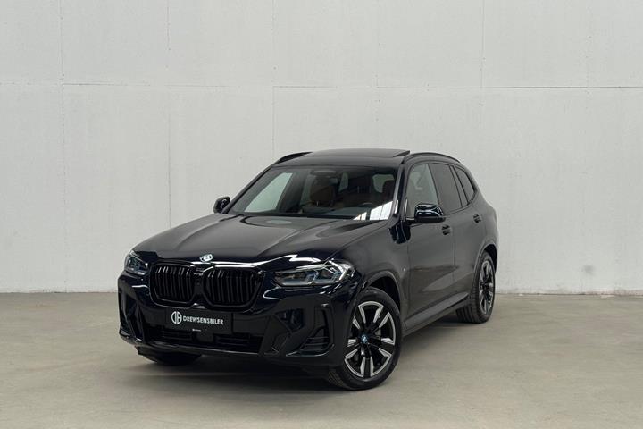 Sort BMW iX3 fra 2023