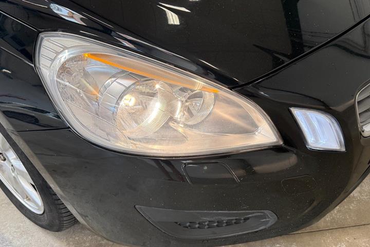 Sort Volvo V60 fra 2013