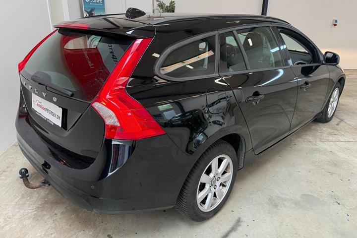 Sort Volvo V60 fra 2013