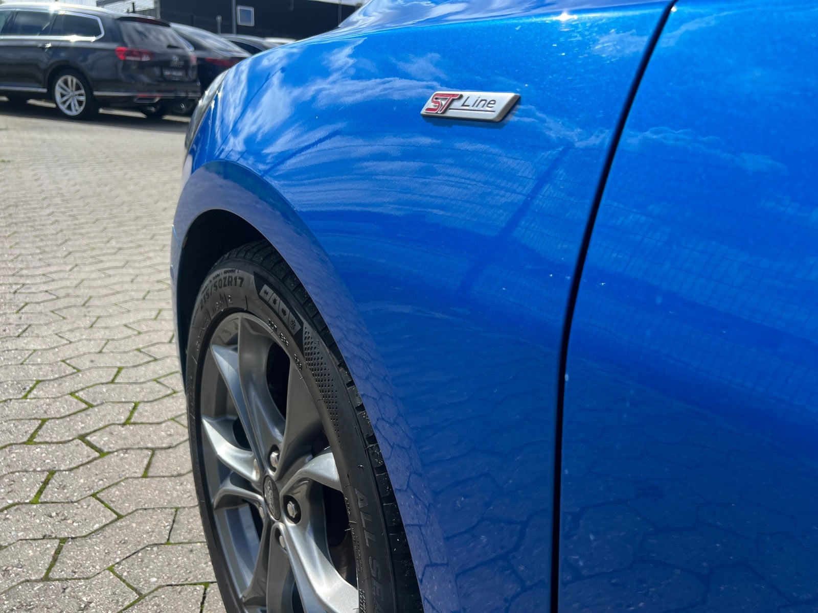Blå Ford Focus fra 2018