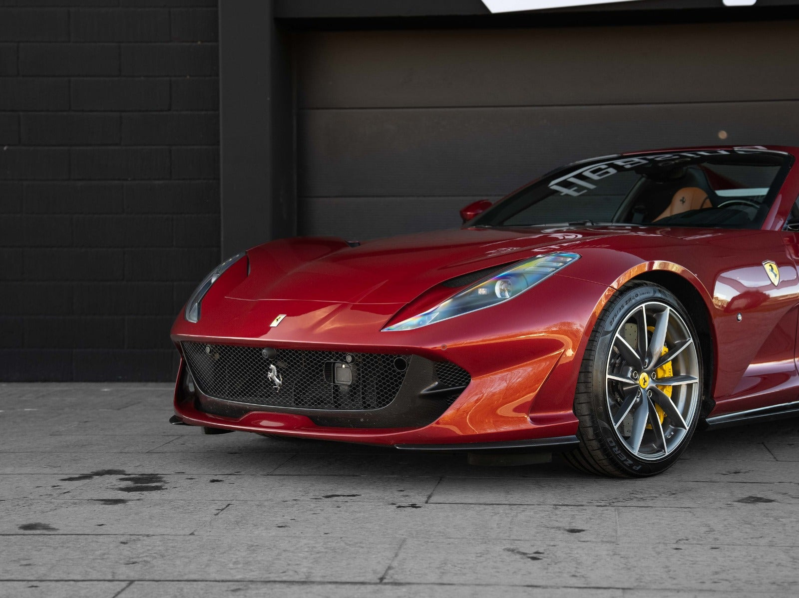 Rød Ferrari 812 GTS fra 2020