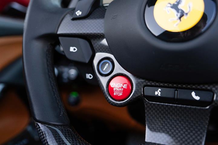 Rød Ferrari 812 GTS fra 2020