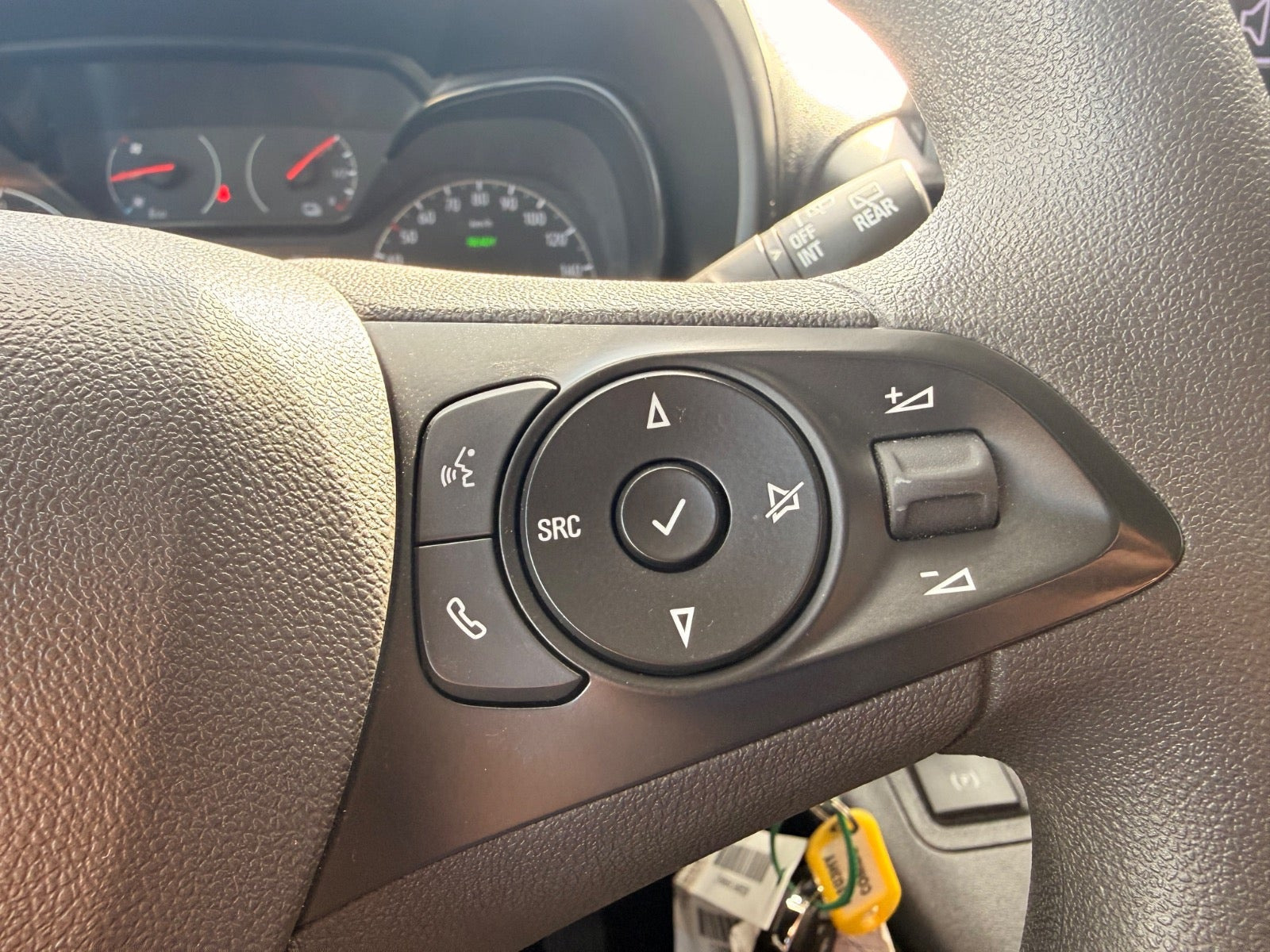 Grå Opel Combo-e Life fra 2024