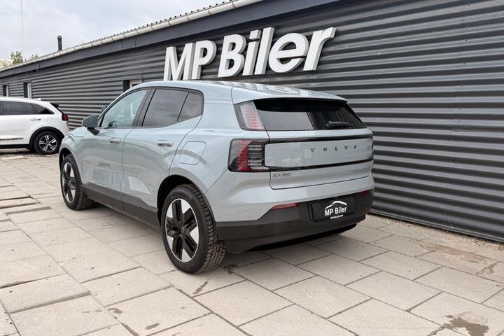 Grå Volvo EX30 fra 2025