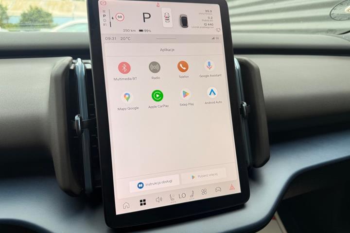Grå Volvo EX30 fra 2025