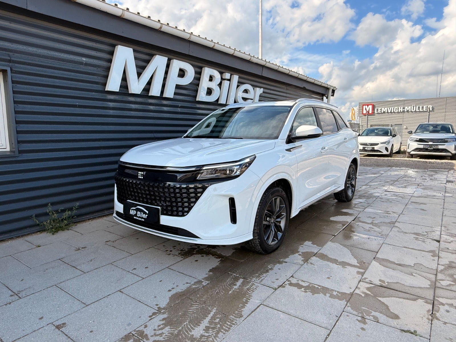 Navor E5 1,5 PHEV Rock