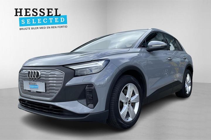 Grå Audi Q4 e-tron fra 2023