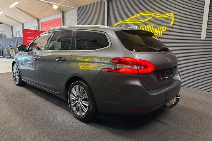 undefined Peugeot 308 fra 2020