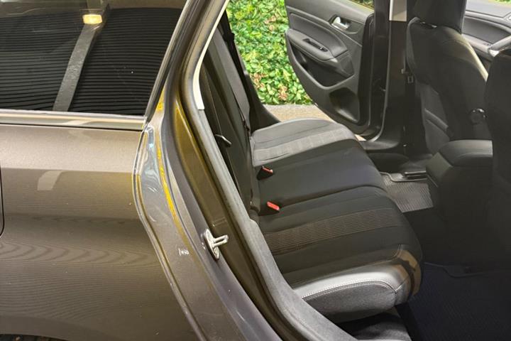 undefined Peugeot 308 fra 2020