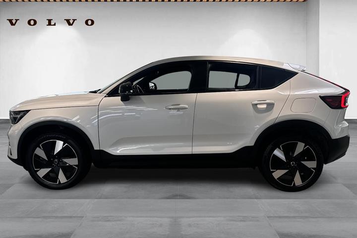 Hvid Volvo C40 fra 2024
