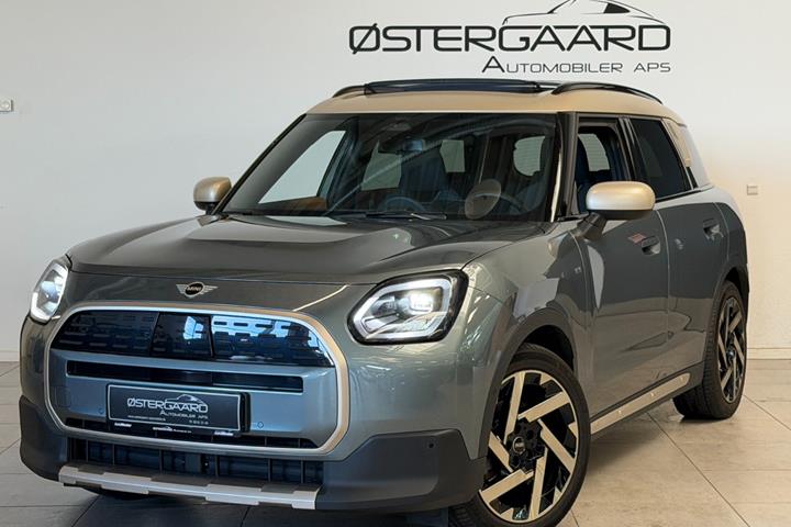 Grøn Mini Countryman E fra 2024