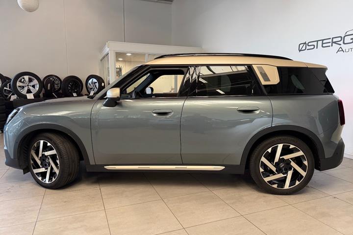Grøn Mini Countryman E fra 2024
