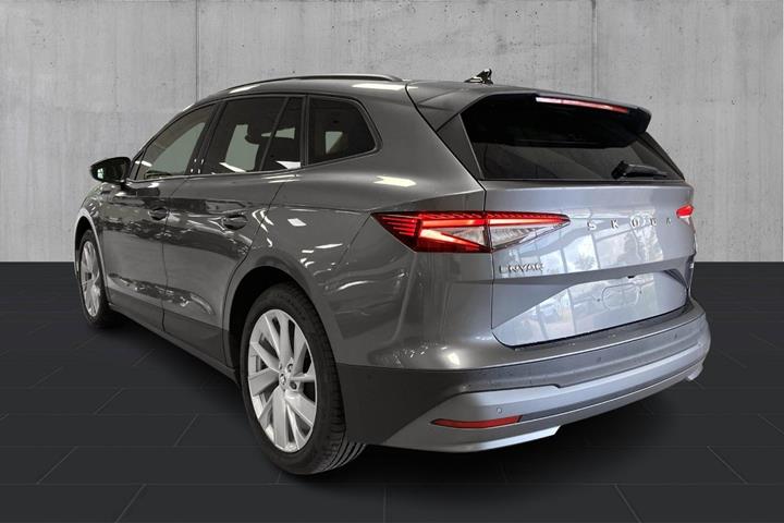 Grå Skoda Enyaq fra 2023