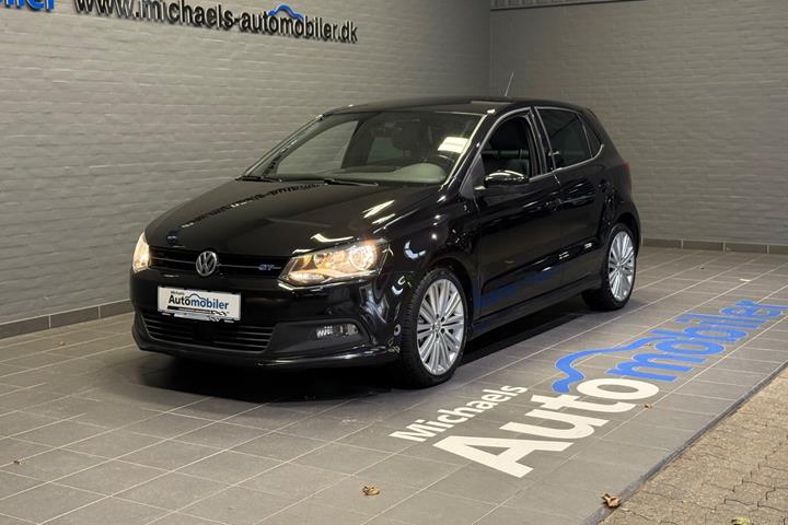 Sort VW Polo fra 2015
