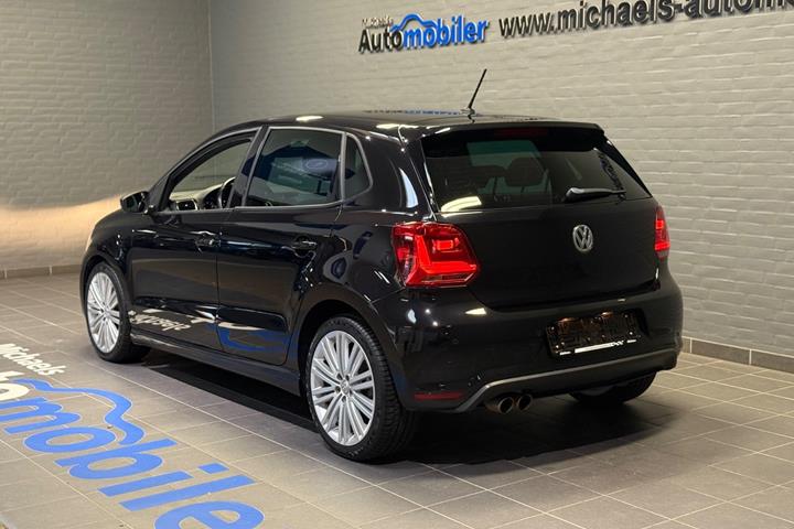 Sort VW Polo fra 2015