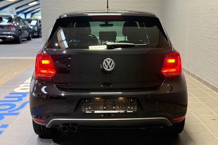 Sort VW Polo fra 2015