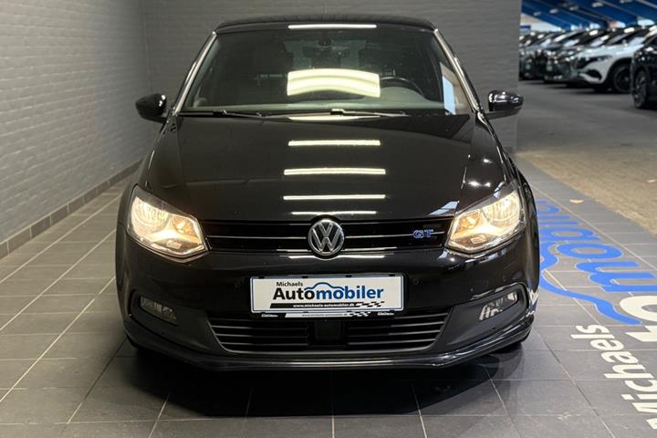 Sort VW Polo fra 2015
