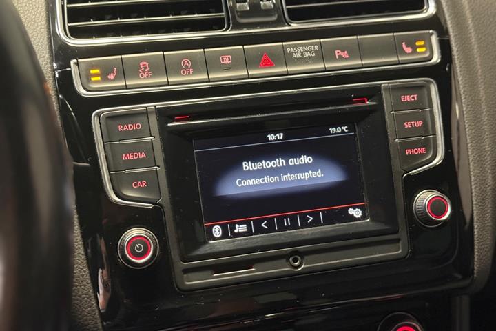 Sort VW Polo fra 2015