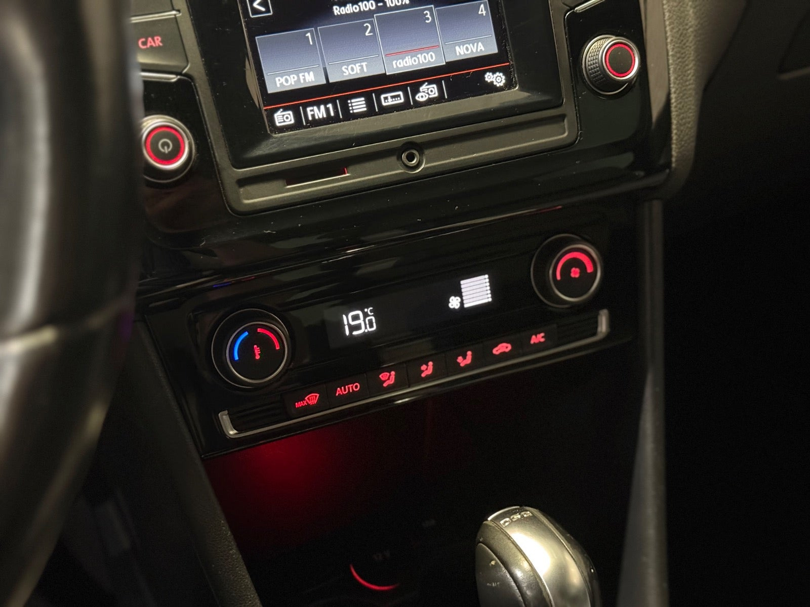 Sort VW Polo fra 2015