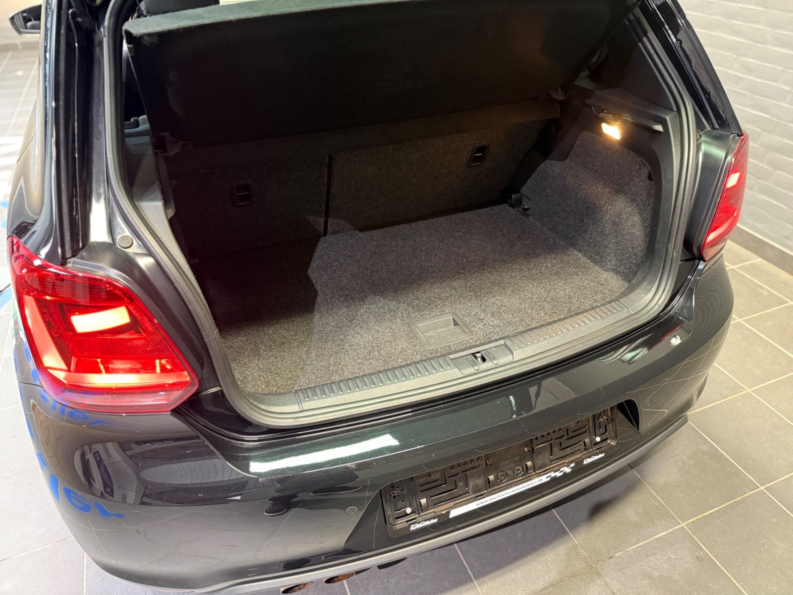 Sort VW Polo fra 2015