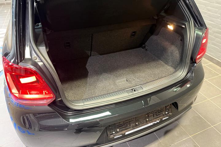 Sort VW Polo fra 2015