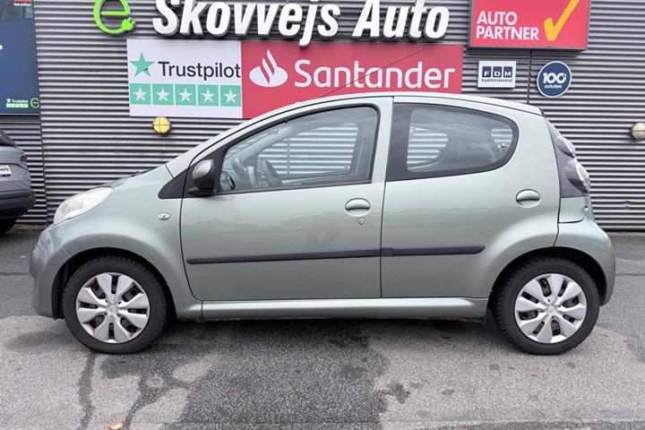 Grøn Citroën C1 fra 2011