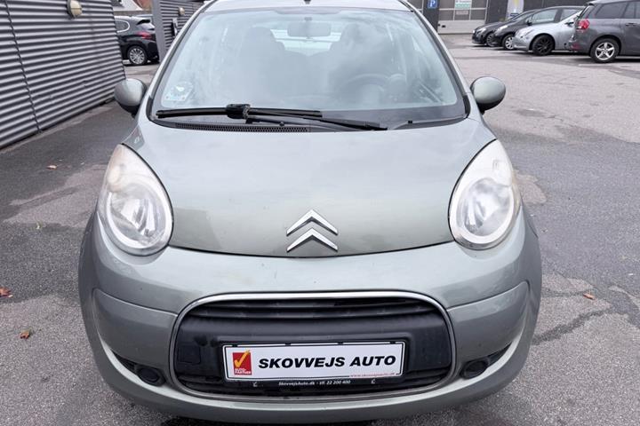 Grøn Citroën C1 fra 2011