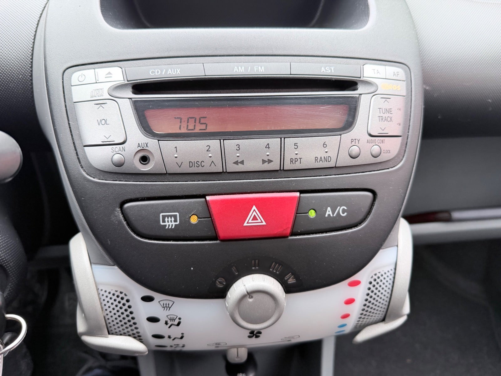 Grøn Citroën C1 fra 2011
