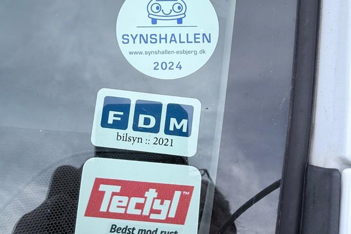 Hvid Suzuki S-Cross fra 2016