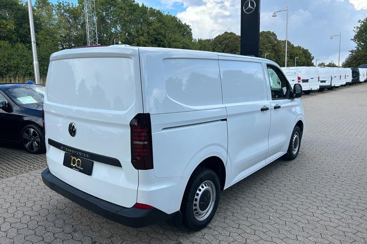 Hvid VW e-Transporter fra 2025
