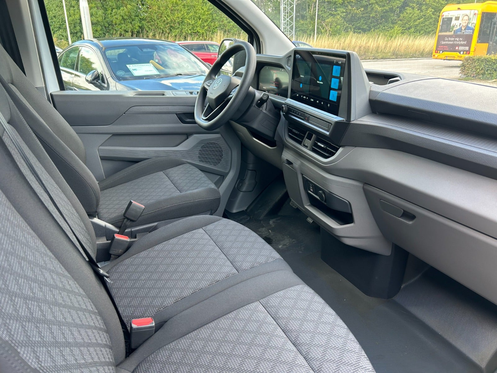 Hvid VW e-Transporter fra 2025