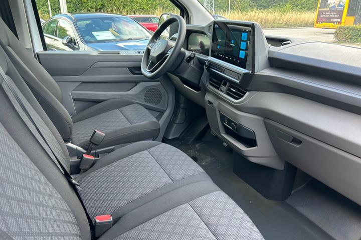 Hvid VW e-Transporter fra 2025