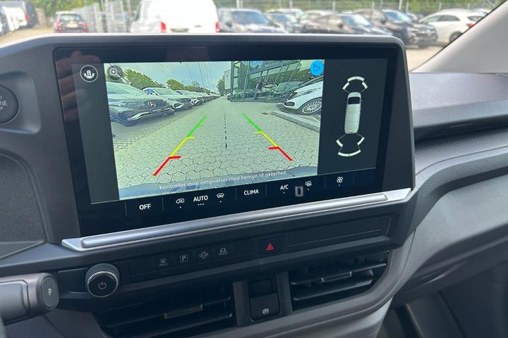 Hvid VW e-Transporter fra 2025