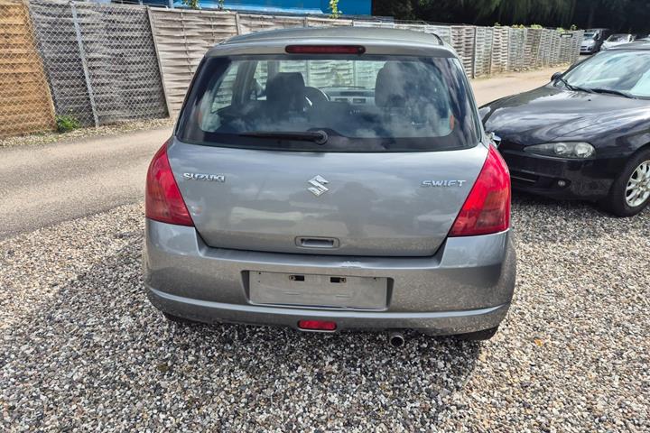 undefined Suzuki Swift fra 2006