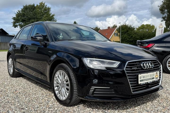 Sort Audi A3 fra 2018