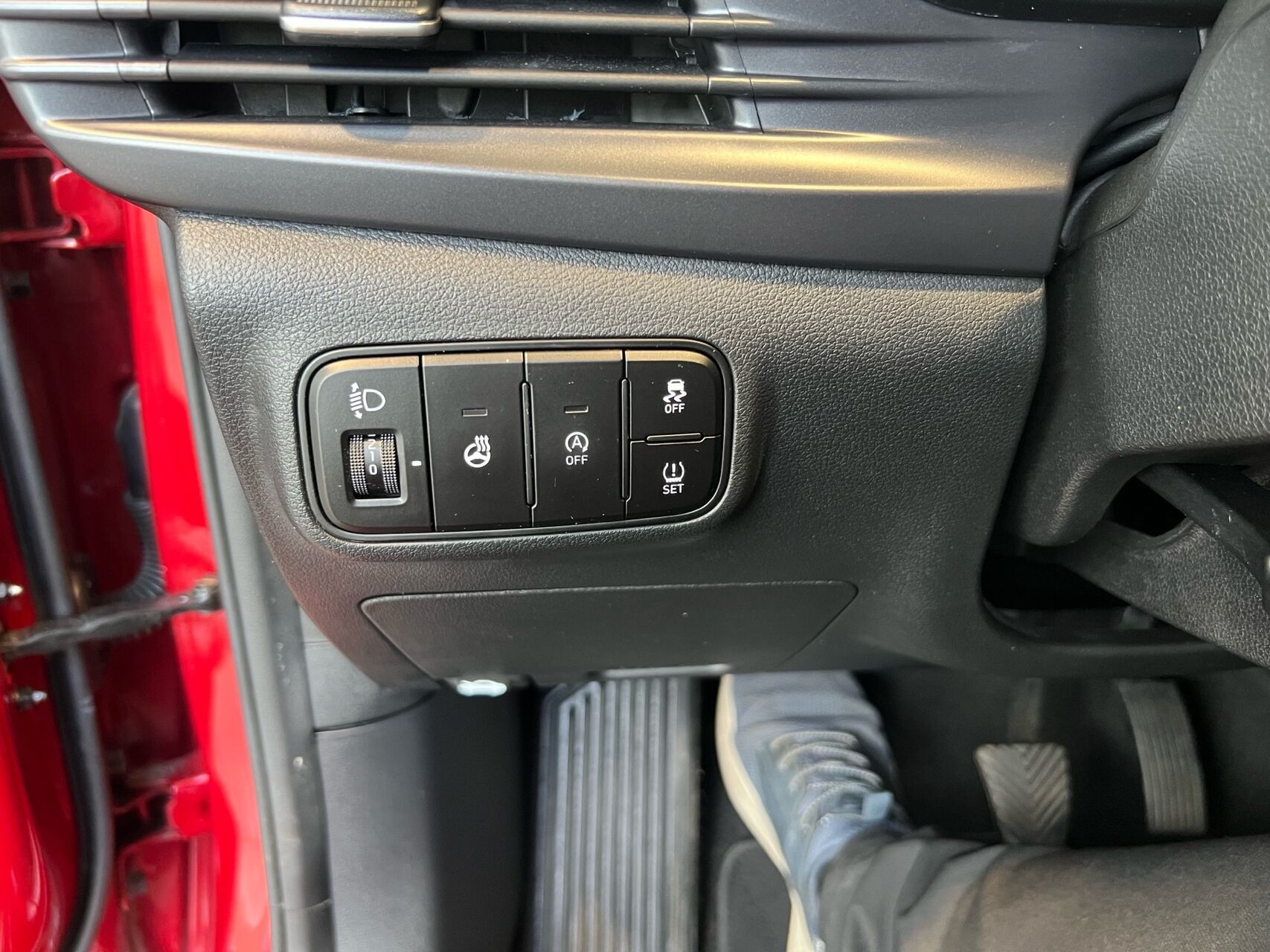 Rød Hyundai i20 fra 2021
