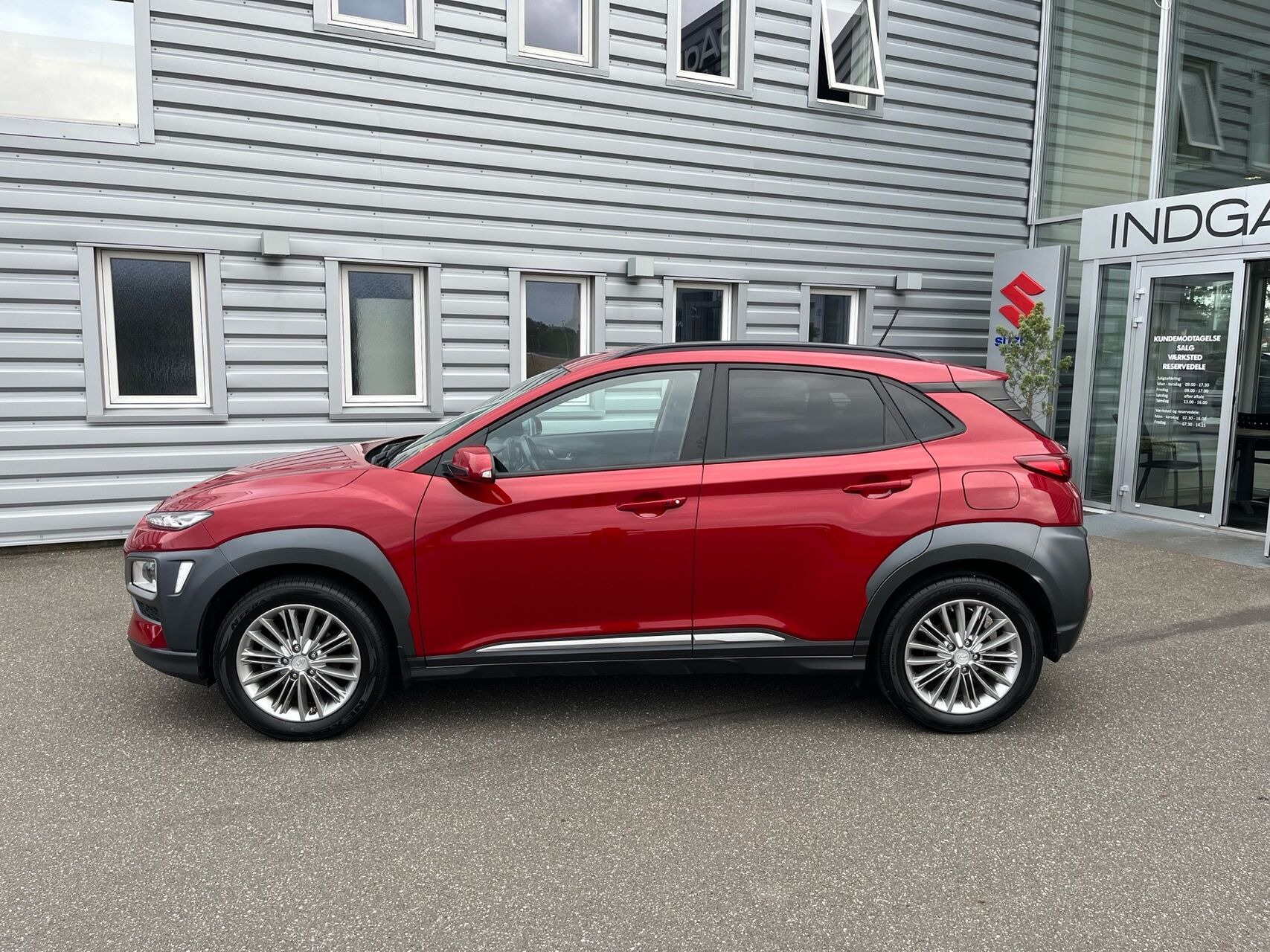 Rød Hyundai Kona fra 2020